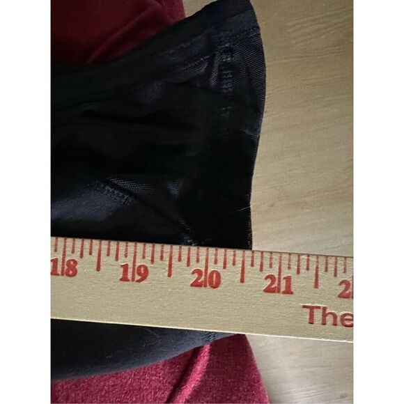 Lululemon athletica black mesh calf cropped leggings sz 8 - Picture 8 of 9